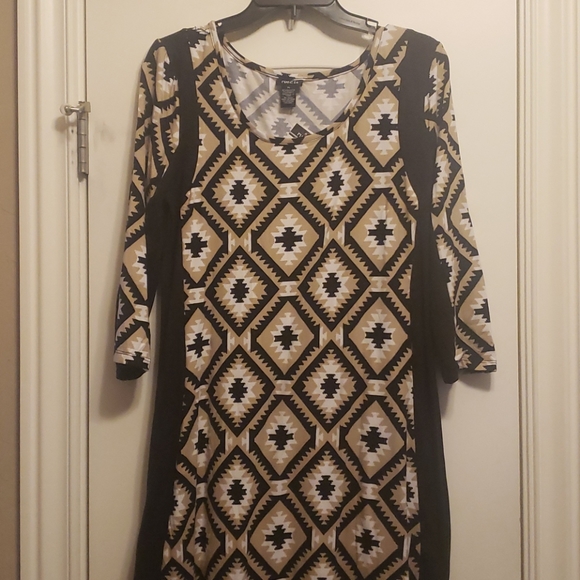 Dress - Picture 4 of 5